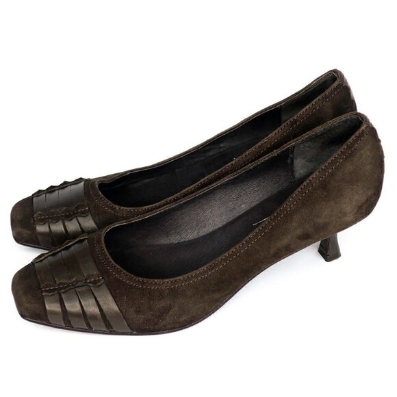 Donald J Pliner Sanchi Blunt Toe 2" Kitten Heel - Picture 1 of 7